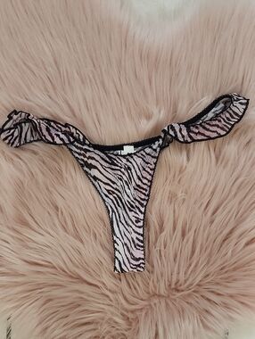 Brand New PINK VICTORIA'S SECRET MESH RUFFLE THONG-S